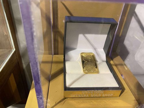 0781c29223af60e2028878e77c0b7e05