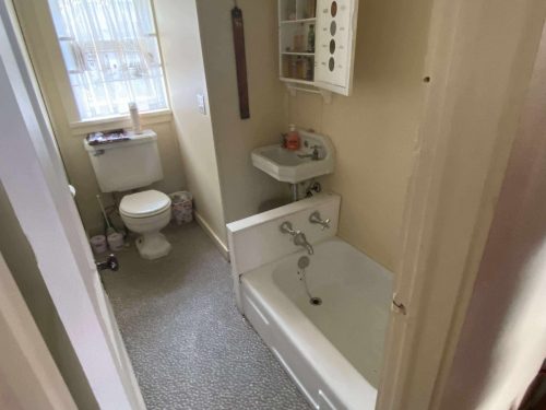 39aaa04af3bb8300fb0a59fcb9b8e28f